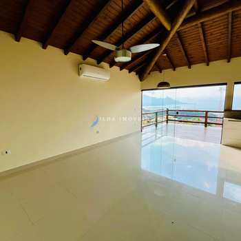 Casa em Ilhabela, bairro Barra Velha