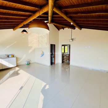 Casa em Ilhabela, bairro Barra Velha
