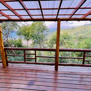Casa em Ilhabela, bairro Barra Velha