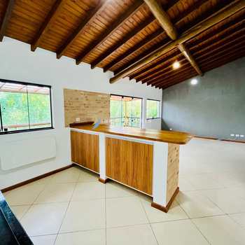 Casa em Ilhabela, bairro Barra Velha