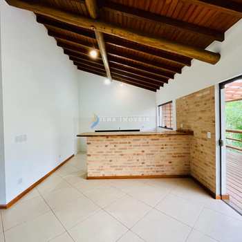 Casa em Ilhabela, bairro Barra Velha