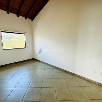 Casa em Ilhabela, bairro Barra Velha