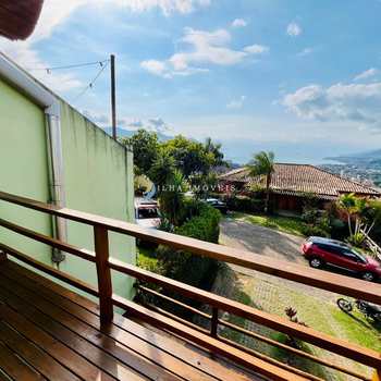 Casa em Ilhabela, bairro Barra Velha