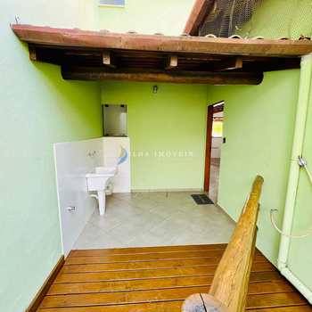 Casa em Ilhabela, bairro Barra Velha