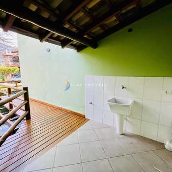 Casa em Ilhabela, bairro Barra Velha