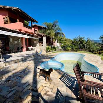 Casa em Ilhabela, bairro Armação