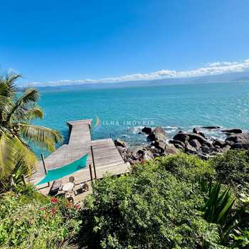 Casa em Ilhabela, bairro Armação