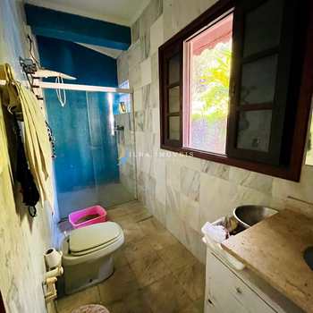 Casa em Ilhabela, bairro Armação