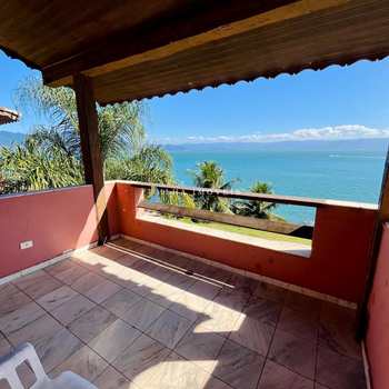 Casa em Ilhabela, bairro Armação