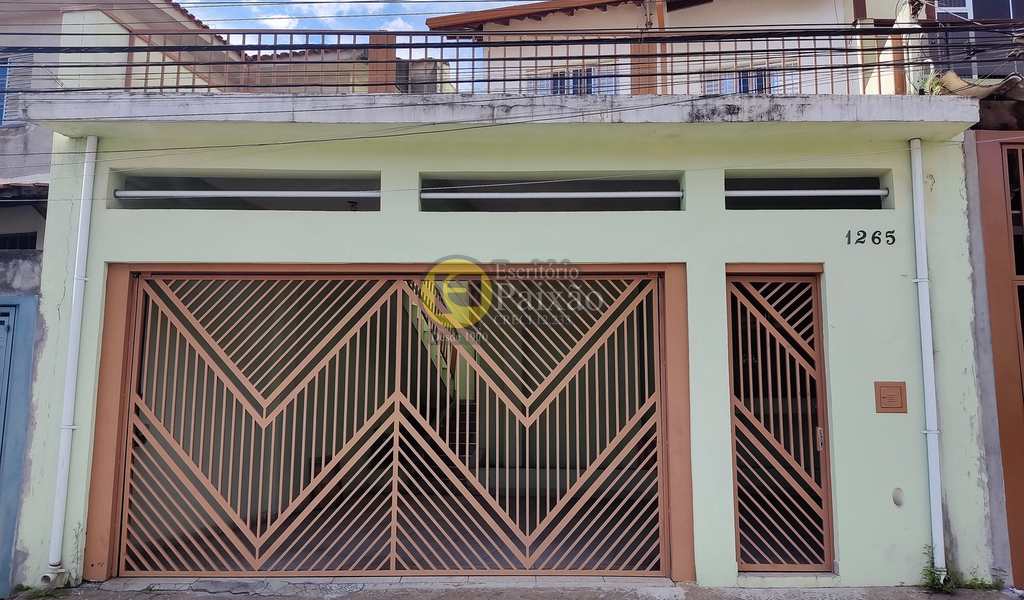 Sobrado em Mogi das Cruzes, bairro Mogi Moderno