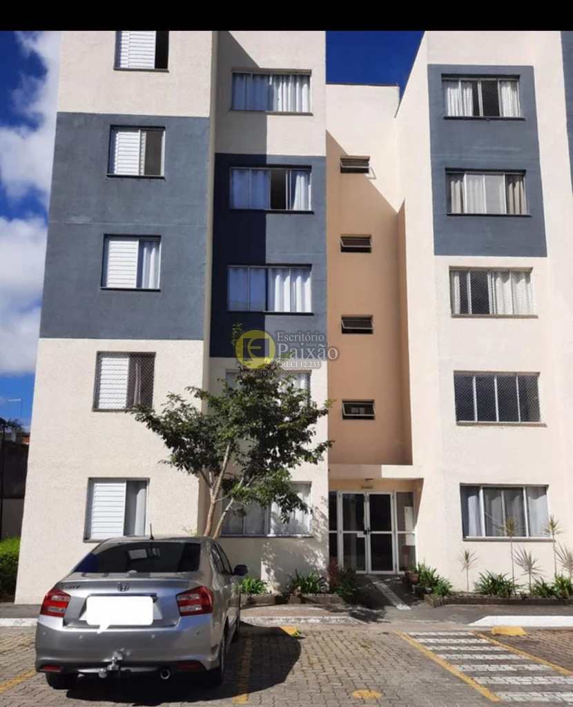 Apartamento em Mogi das Cruzes, no bairro Jardim Nathalie
