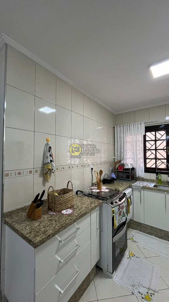 Sobrado em Mogi das Cruzes, no bairro Jardim Universo
