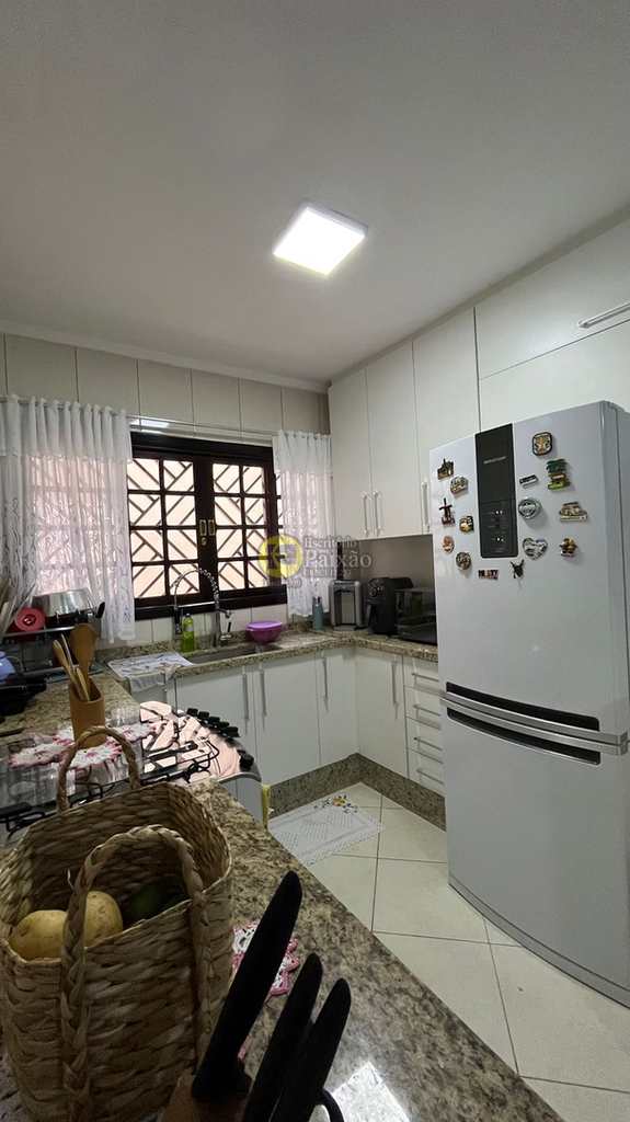 Sobrado em Mogi das Cruzes, no bairro Jardim Universo