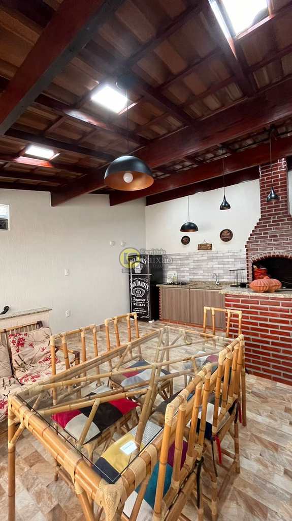 Sobrado em Mogi das Cruzes, no bairro Jardim Universo