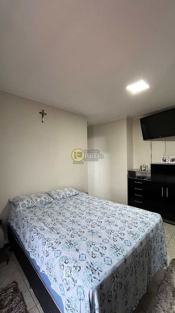 Sobrado em Mogi das Cruzes, no bairro Jardim Universo