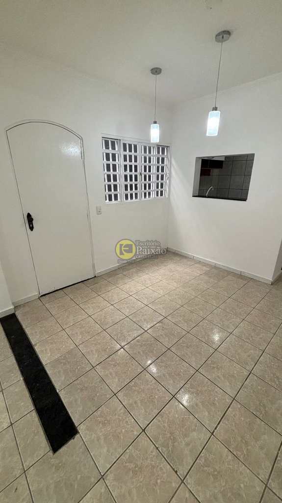 Sobrado em Mogi das Cruzes, no bairro Jardim Rodeio