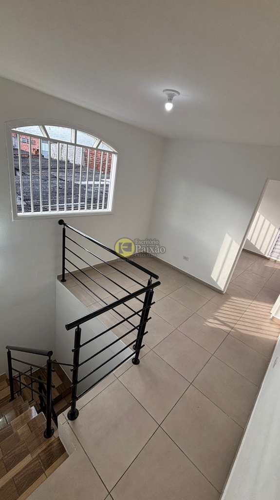 Sobrado em Mogi das Cruzes, no bairro Jardim Rodeio