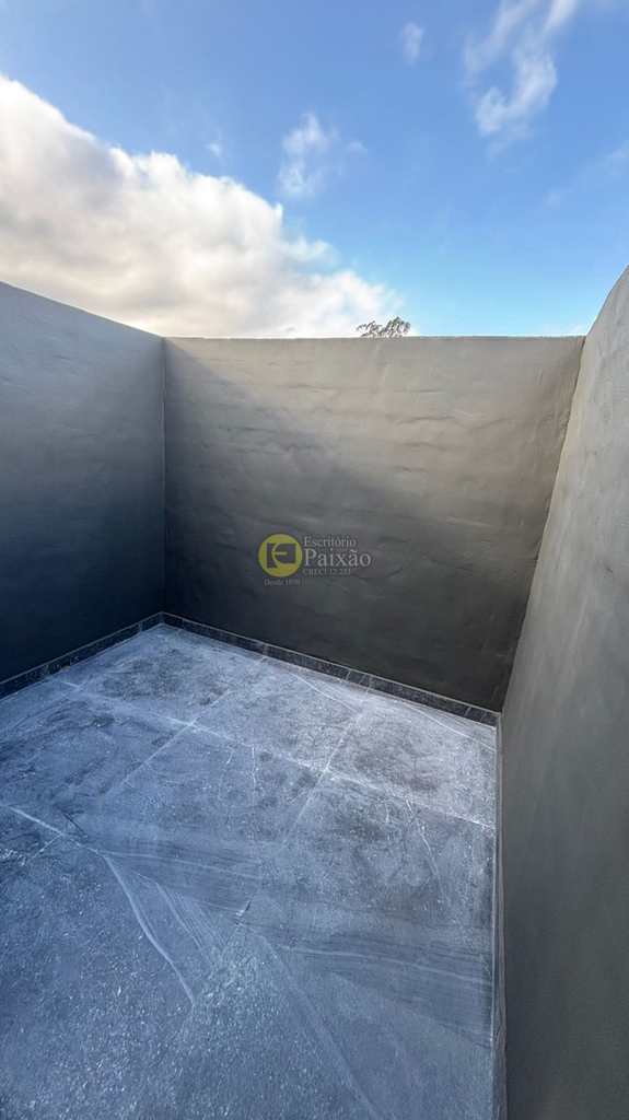 Sobrado em Mogi das Cruzes, no bairro Jardim Rodeio