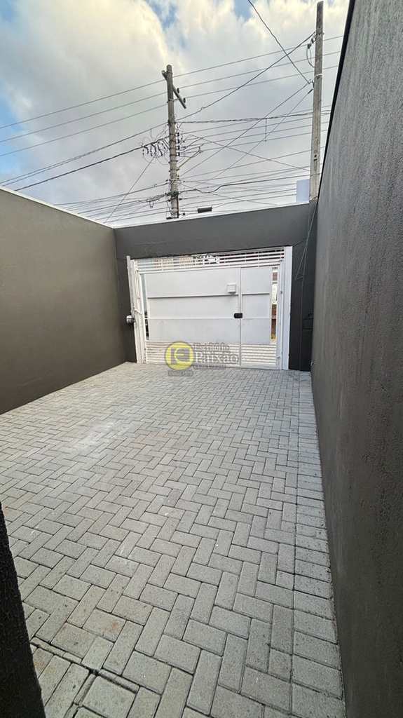 Sobrado em Mogi das Cruzes, no bairro Jardim Rodeio