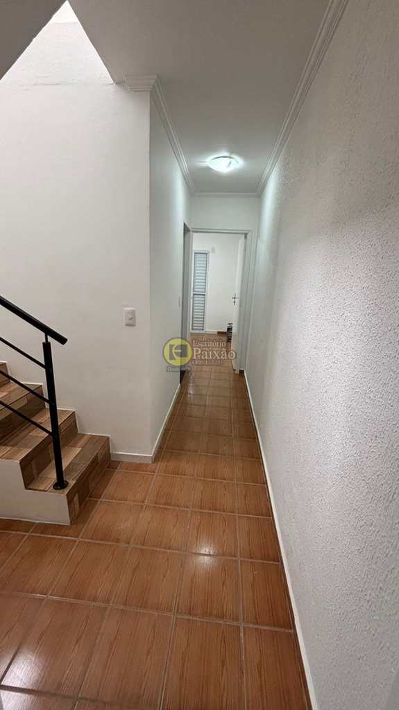 Sobrado em Mogi das Cruzes, no bairro Jardim Rodeio