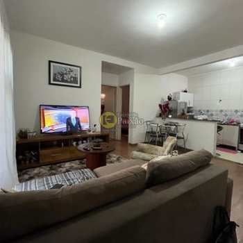 Apartamento em Mogi das Cruzes, bairro Vila Paulista