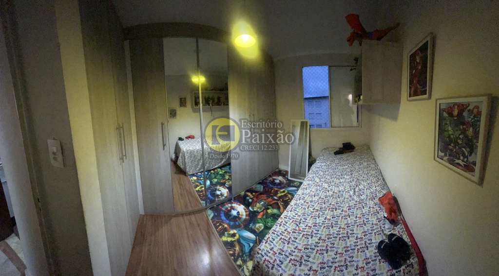 Apartamento em Mogi das Cruzes, no bairro Jardim Marica