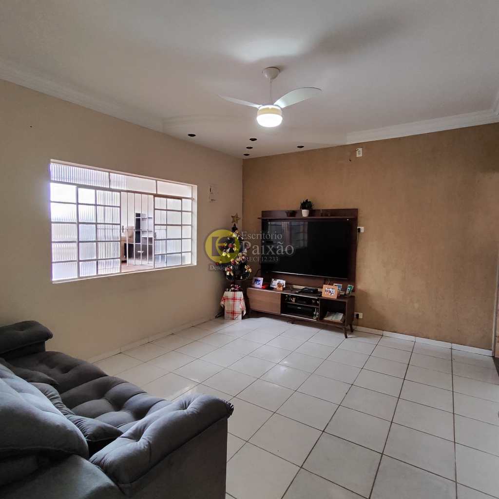 Casa em Mogi das Cruzes, no bairro Jardim Modelo