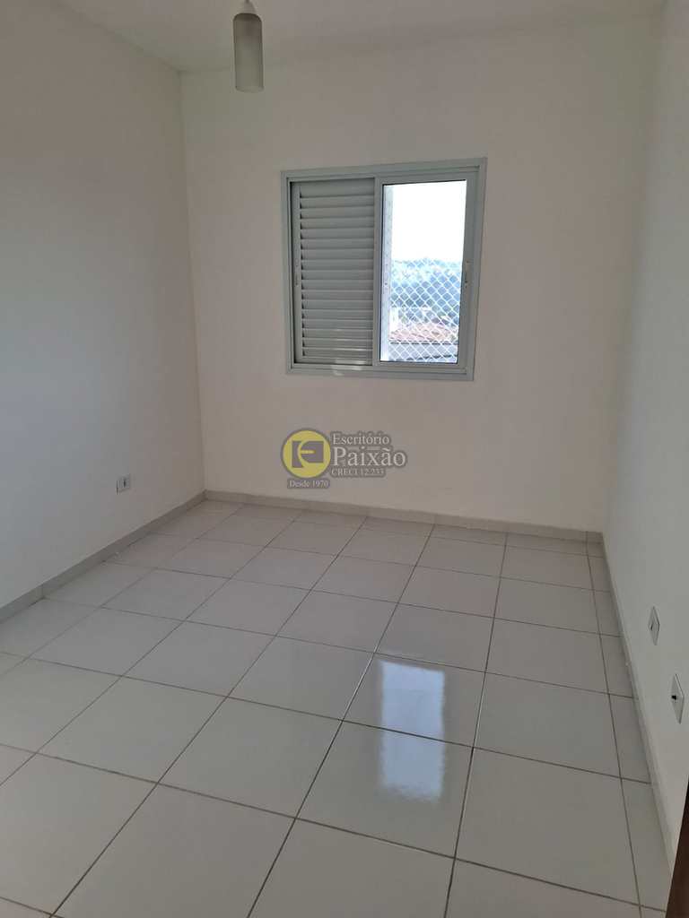 Apartamento em Mogi das Cruzes, no bairro Conjunto Habitacional Brás Cubas