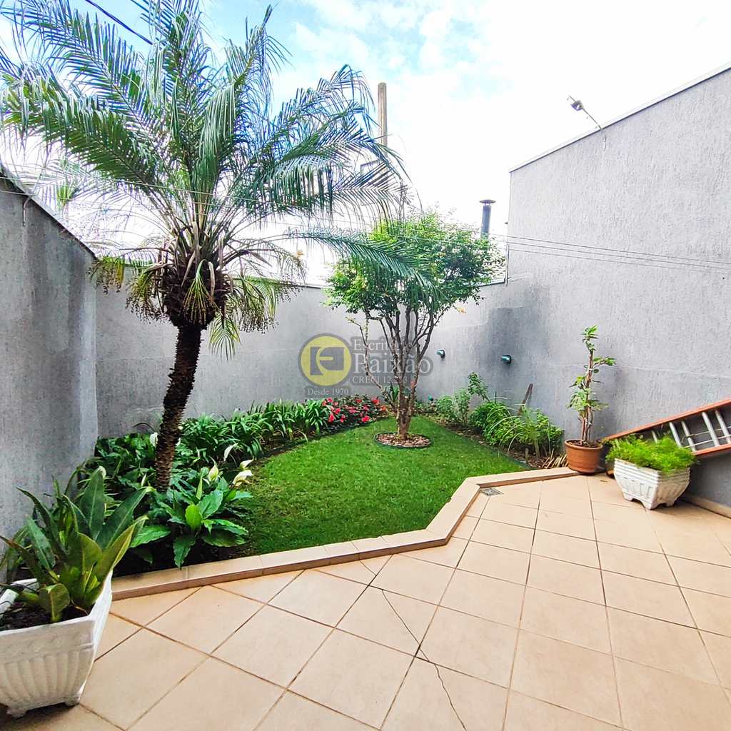 Sobrado em Mogi das Cruzes, no bairro Parque Santana