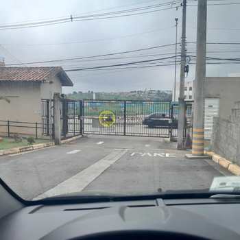 Apartamento em Mogi das Cruzes, bairro Porteira Preta