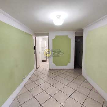 Apartamento em Mogi das Cruzes, bairro Jardim Marica