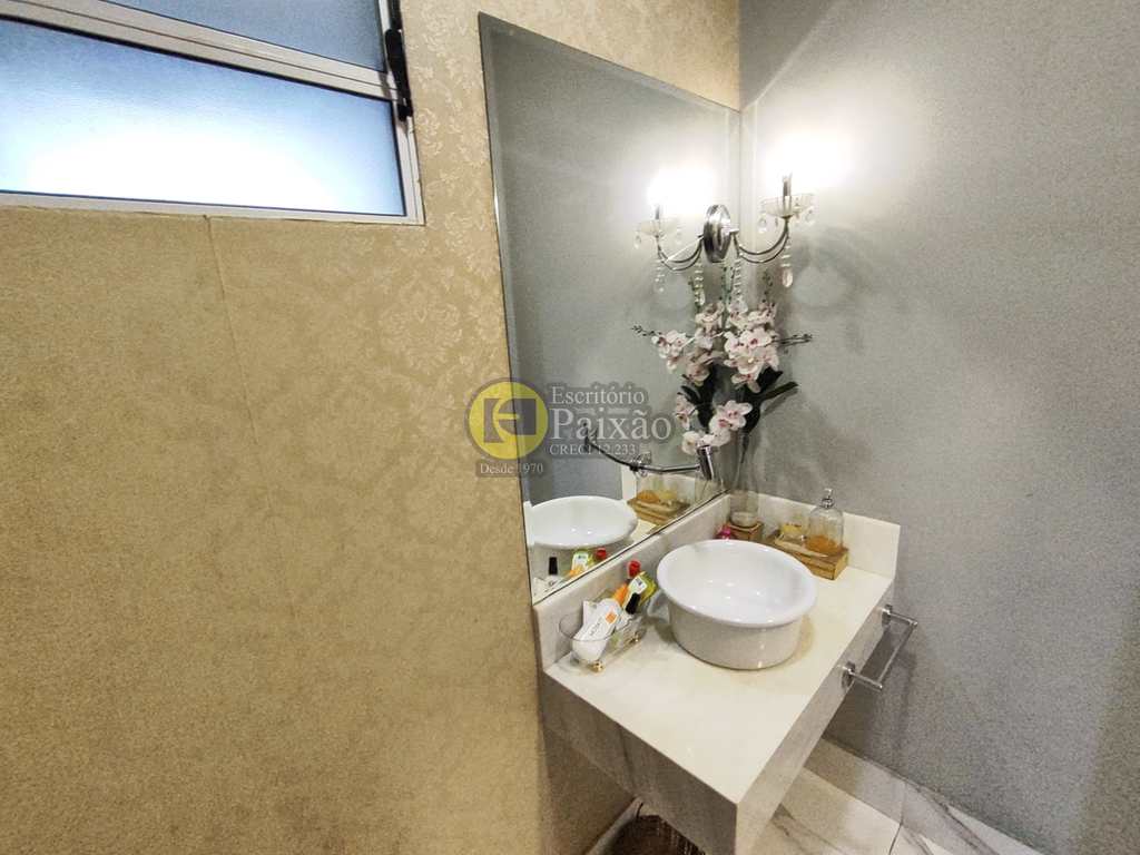 Sobrado em Mogi das Cruzes, no bairro Vila Nova Cintra