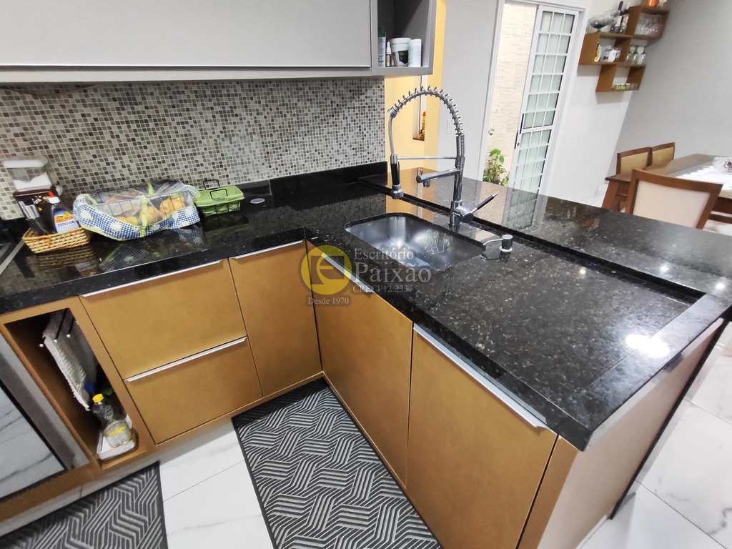 Sobrado em Mogi das Cruzes, no bairro Vila Nova Cintra