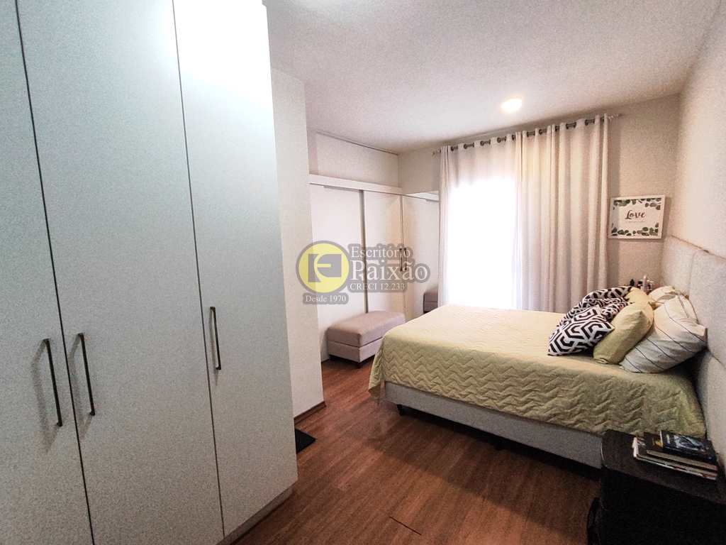 Sobrado em Mogi das Cruzes, no bairro Vila Nova Cintra