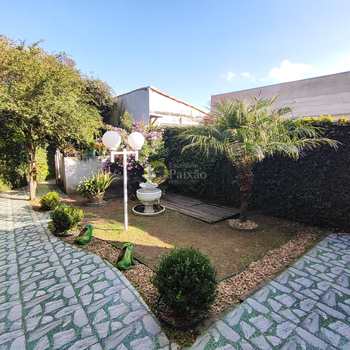 Casa em Mogi das Cruzes, bairro Vila Lavínia