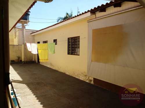 Casa, código 165 em Primavera do Leste, bairro Centro