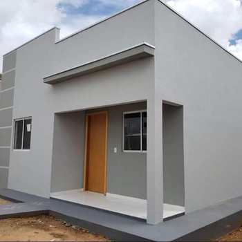 Casa em Primavera do Leste, bairro Poncho Verde III - 4ª Ampliação