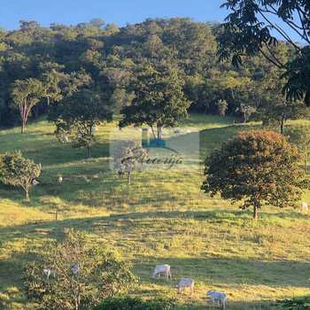 Fazenda em Bela Vista de Goiás, bairro Setor Central