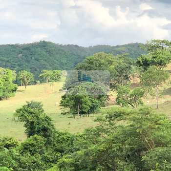 Fazenda em Bela Vista de Goiás, bairro Setor Central