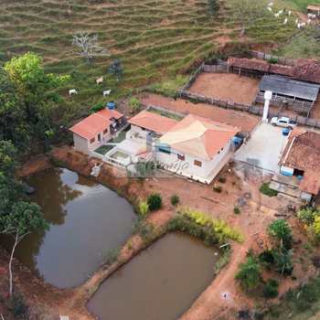 Fazenda em Bela Vista de Goiás, bairro Setor Central