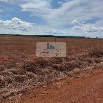 Fazenda em Divinópolis do Tocantins, bairro Setor Central