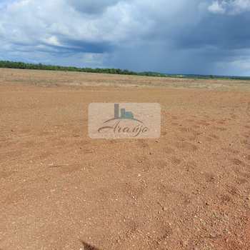 Fazenda em Divinópolis do Tocantins, bairro Setor Central