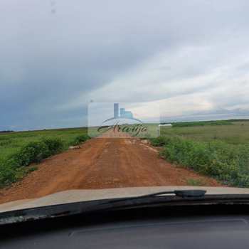 Fazenda em Divinópolis do Tocantins, bairro Setor Central