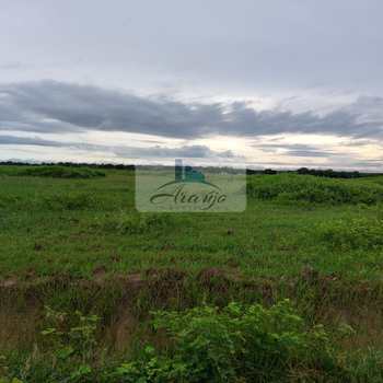 Fazenda em Divinópolis do Tocantins, bairro Setor Central