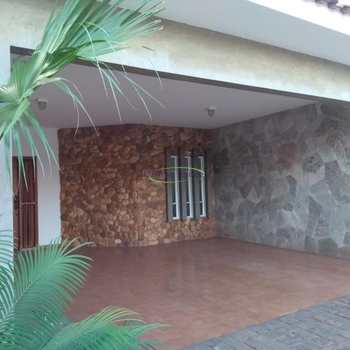 Casa em Catanduva, bairro Higienópolis
