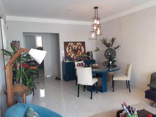 Apartamento, código 62910488 em Santos, bairro Ponta da Praia
