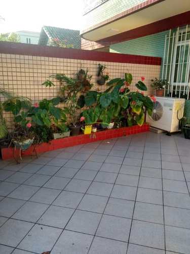 Casa, código 62397223 em Santos, bairro Embaré