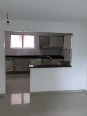 Casa, código 64152182 em Santos, bairro Estuário