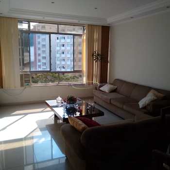 Apartamento em Santos, bairro José Menino