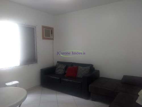 Apartamento, código 64152217 em Santos, bairro Embaré